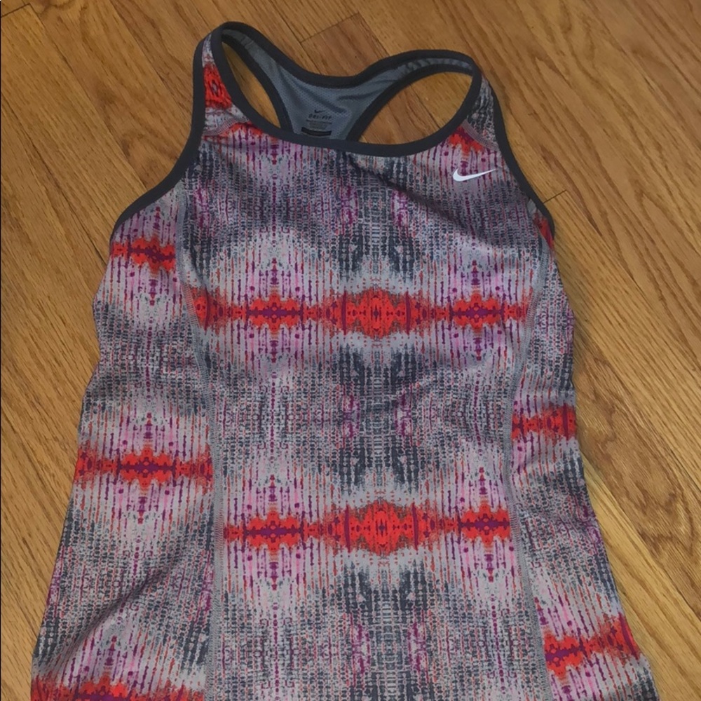 Nike workout tank
